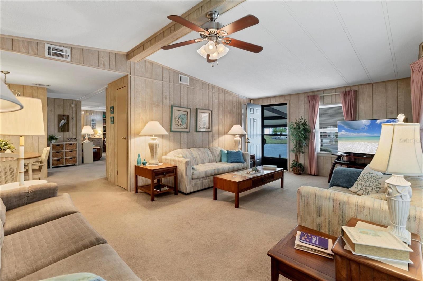 Image 3 of 55 For 1504 43rd Avenue E