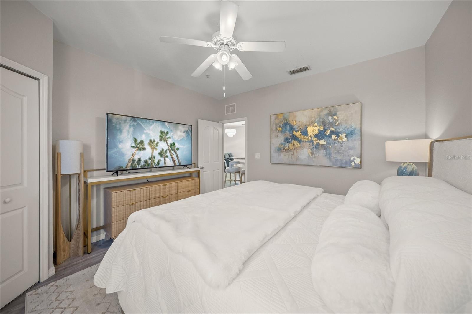 Image 21 of 55 For 8341 38th Street Circle E 303