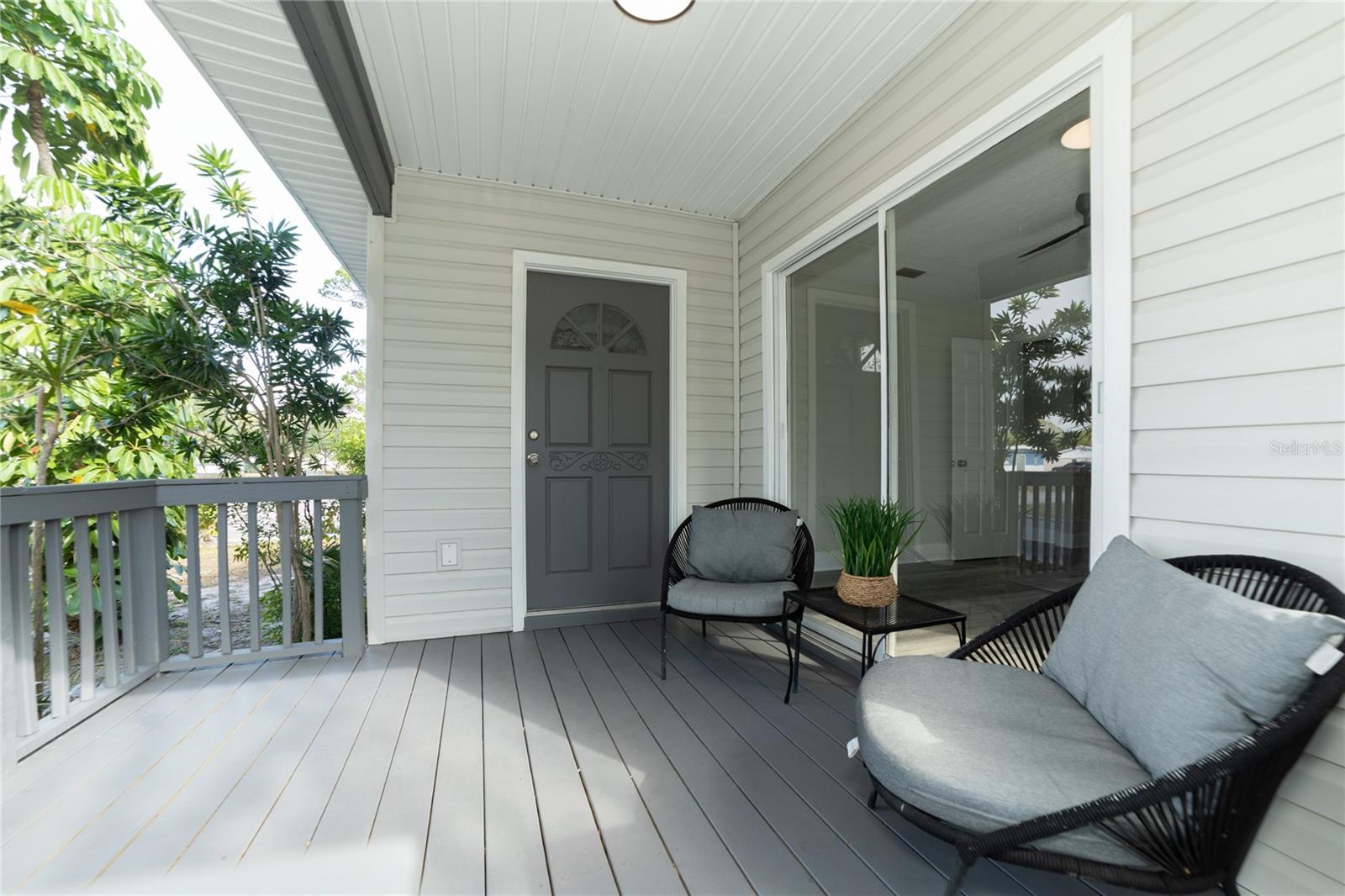 Image 19 of 21 For 1715 17th Avenue W