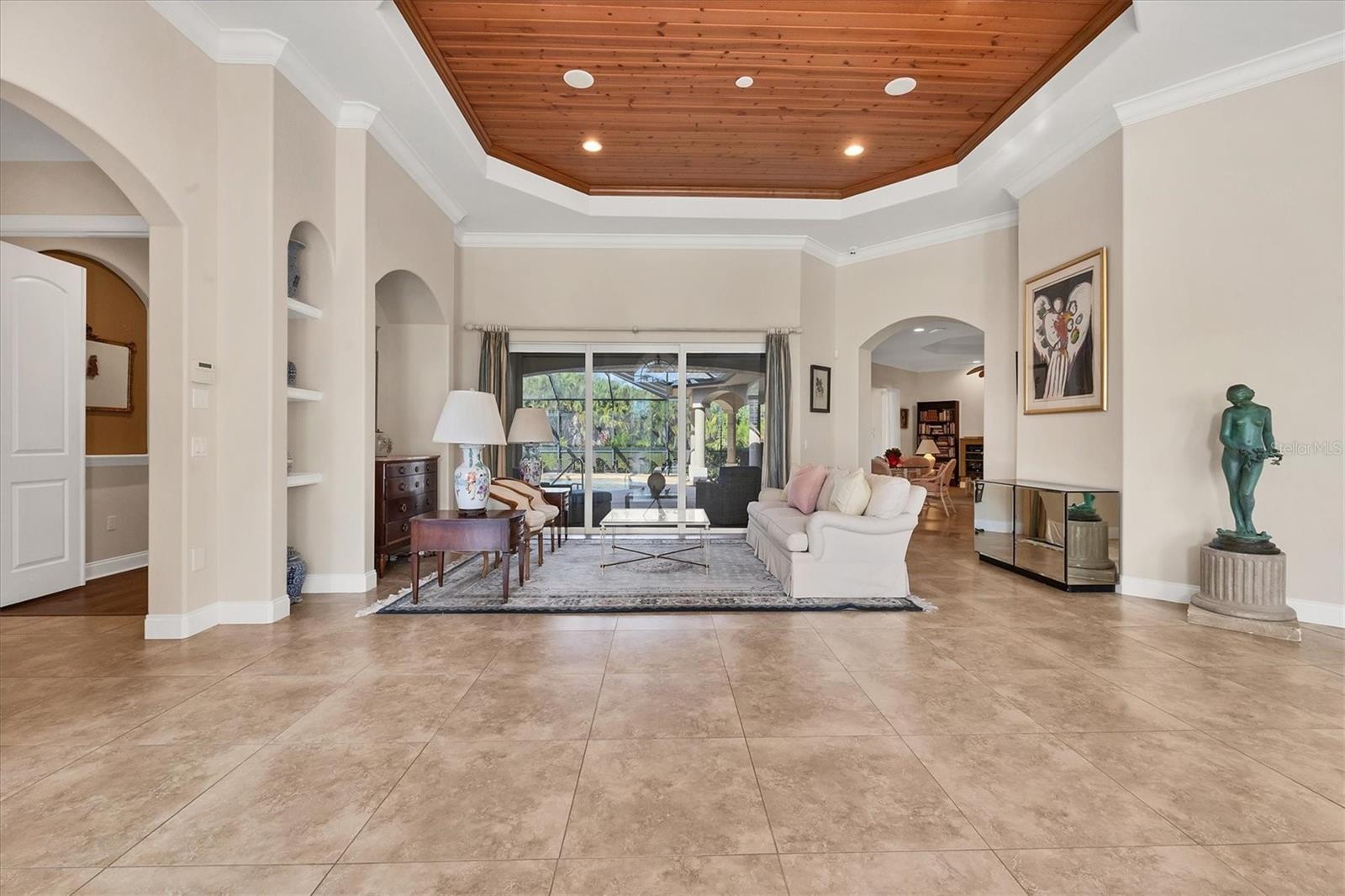 Image 7 of 48 For 793 Vanderbilt Drive