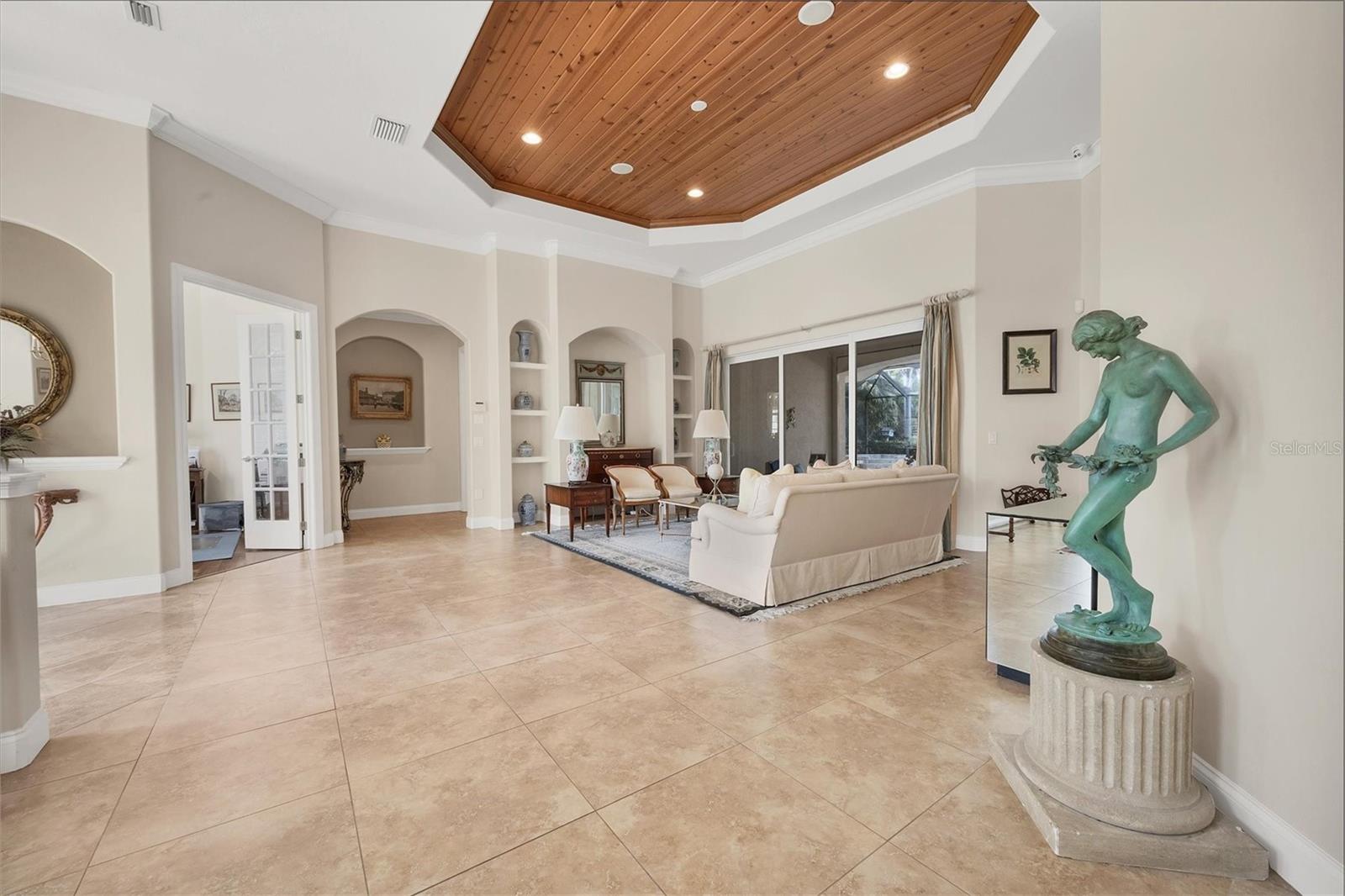 Image 9 of 48 For 793 Vanderbilt Drive