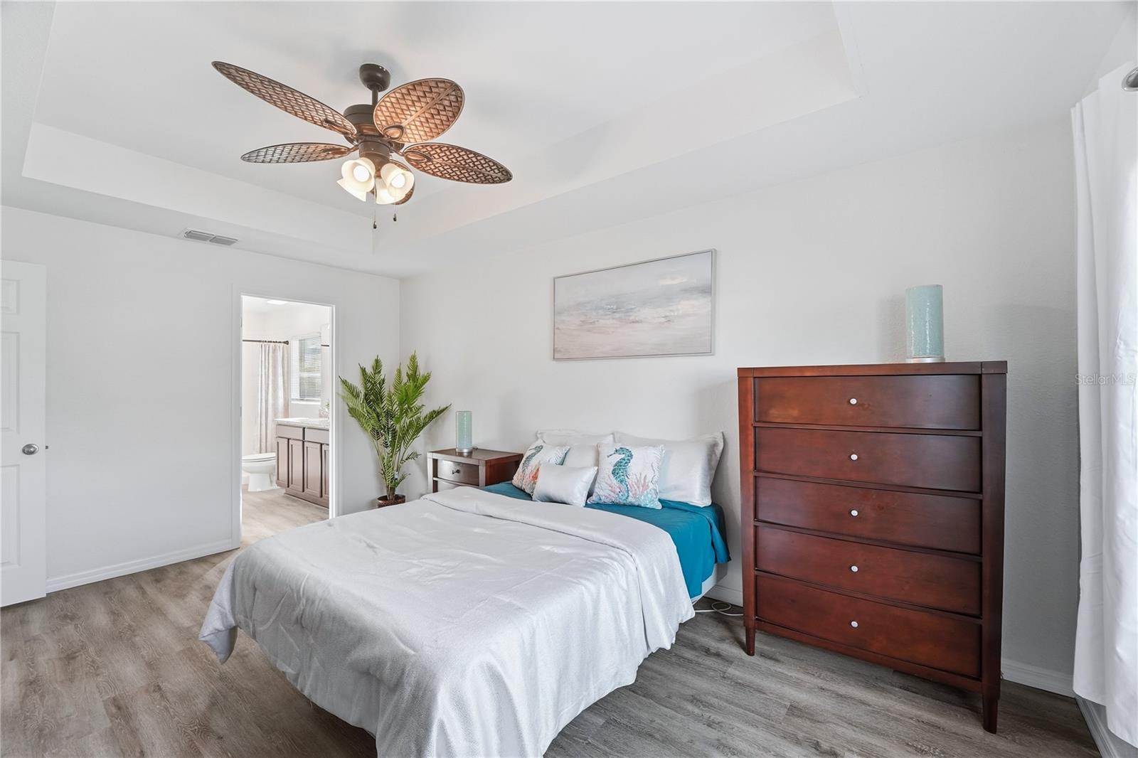 Image 19 of 38 For 2714 22nd Terrace