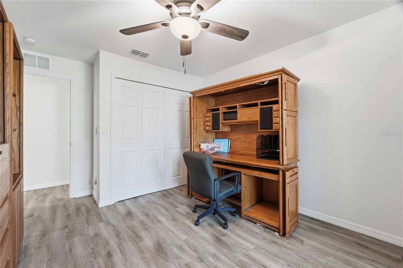 Image 23 of 38 For 2714 22nd Terrace