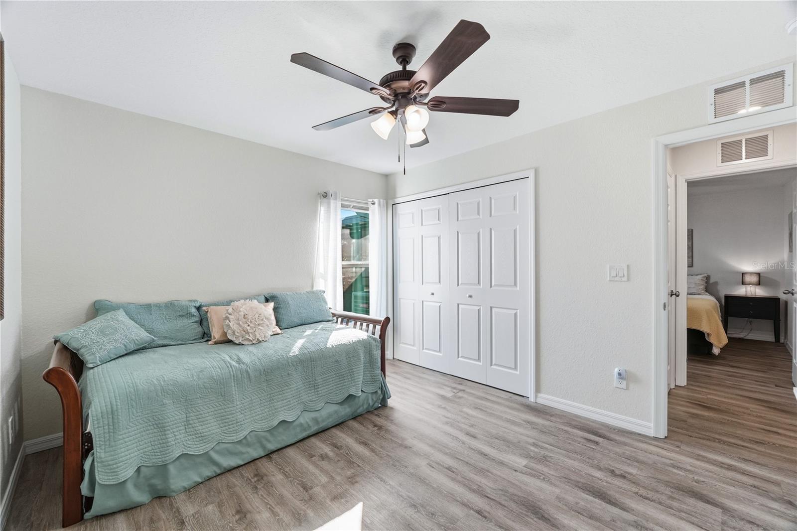 Image 26 of 38 For 2714 22nd Terrace