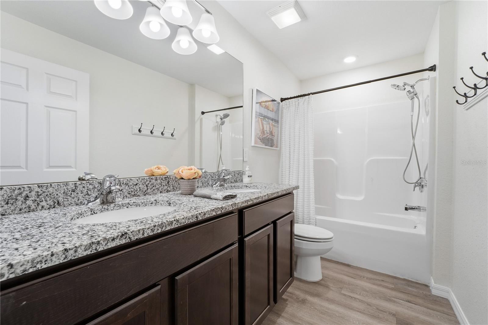 Image 29 of 38 For 2714 22nd Terrace