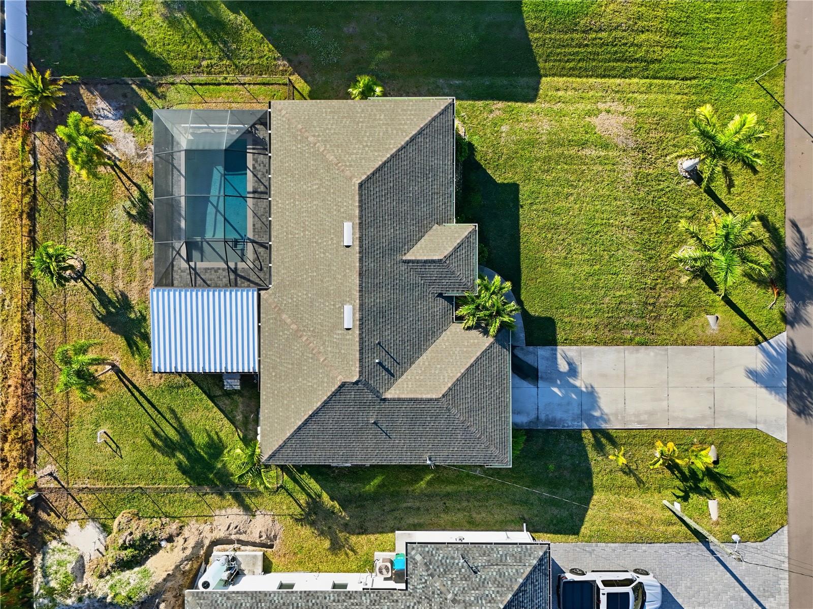 Image 3 of 38 For 2714 22nd Terrace