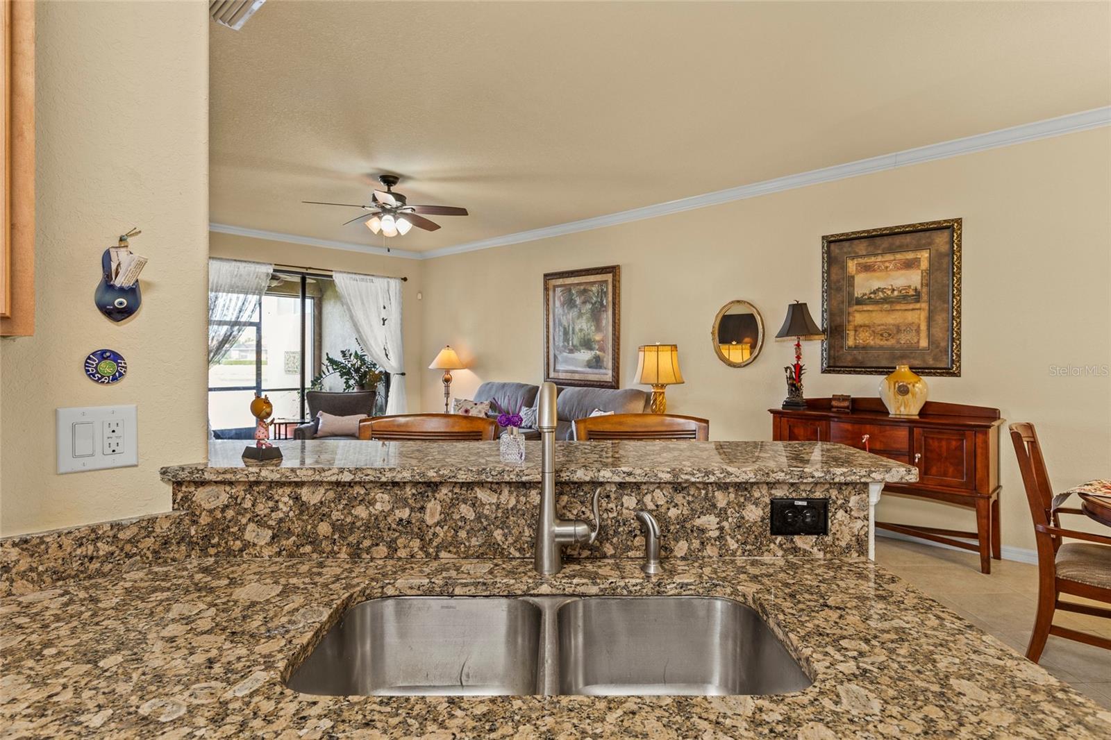 Image 10 of 47 For 6607 Candlestick Drive