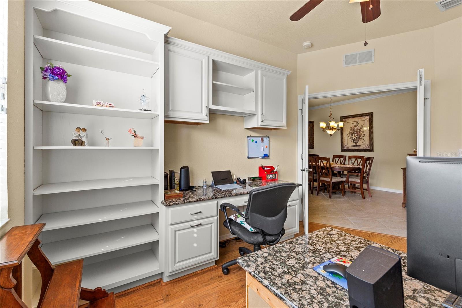 Image 24 of 47 For 6607 Candlestick Drive