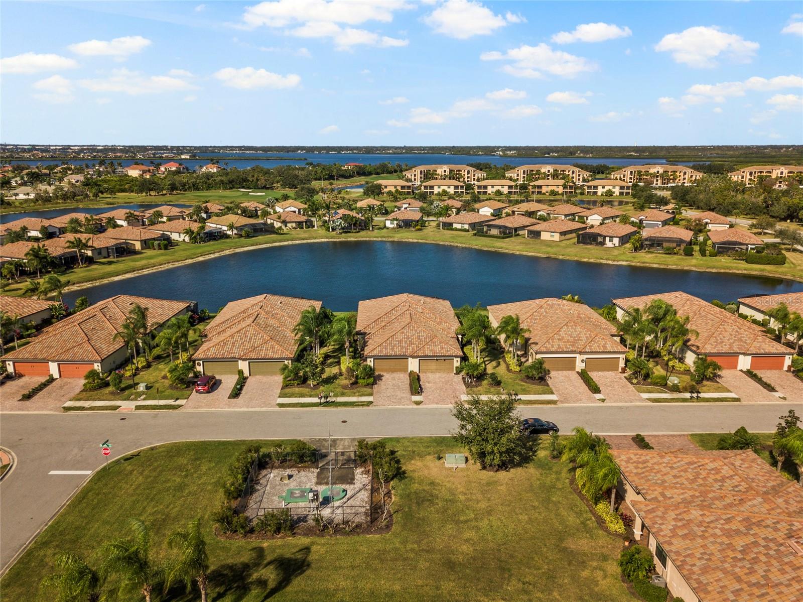 Image 37 of 47 For 6607 Candlestick Drive