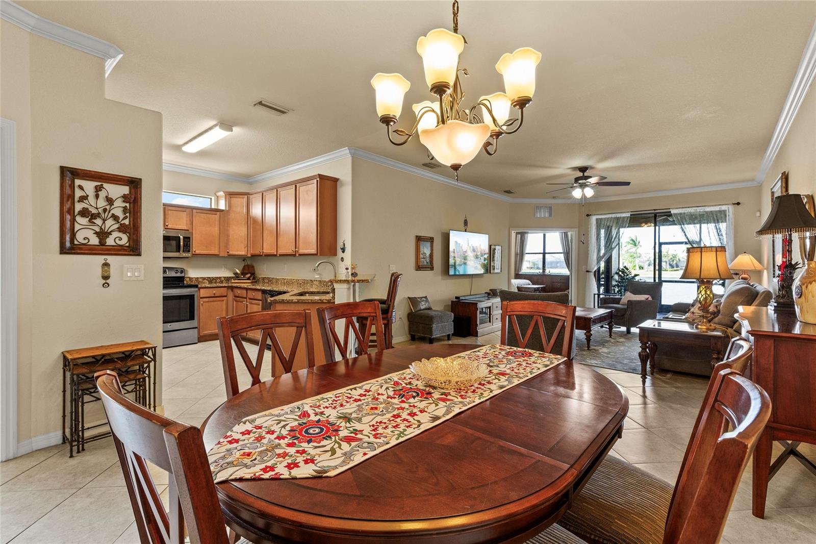 Image 6 of 47 For 6607 Candlestick Drive