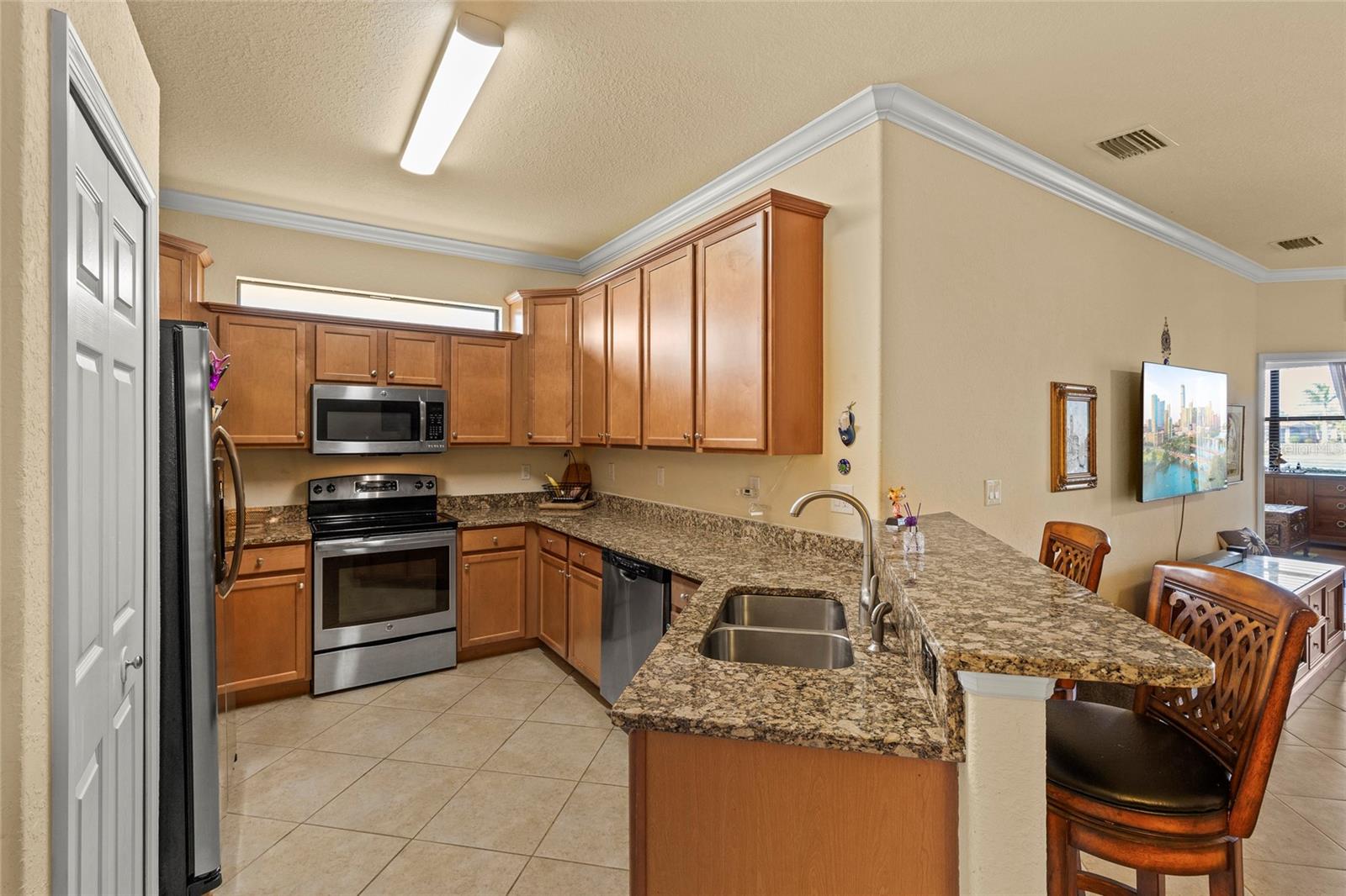 Image 7 of 47 For 6607 Candlestick Drive