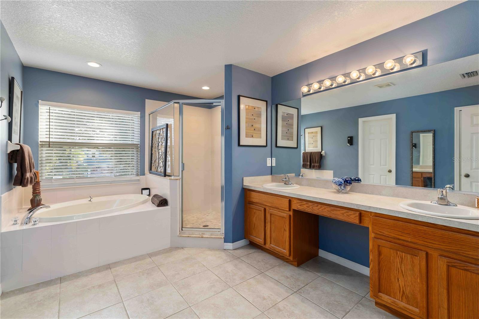 Image 33 of 63 For 3907 62nd Terrace E