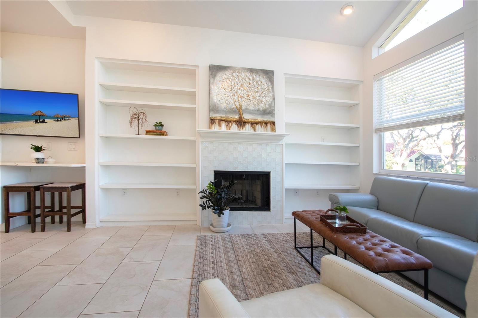 Image 16 of 76 For 8267 Shadow Pine Way