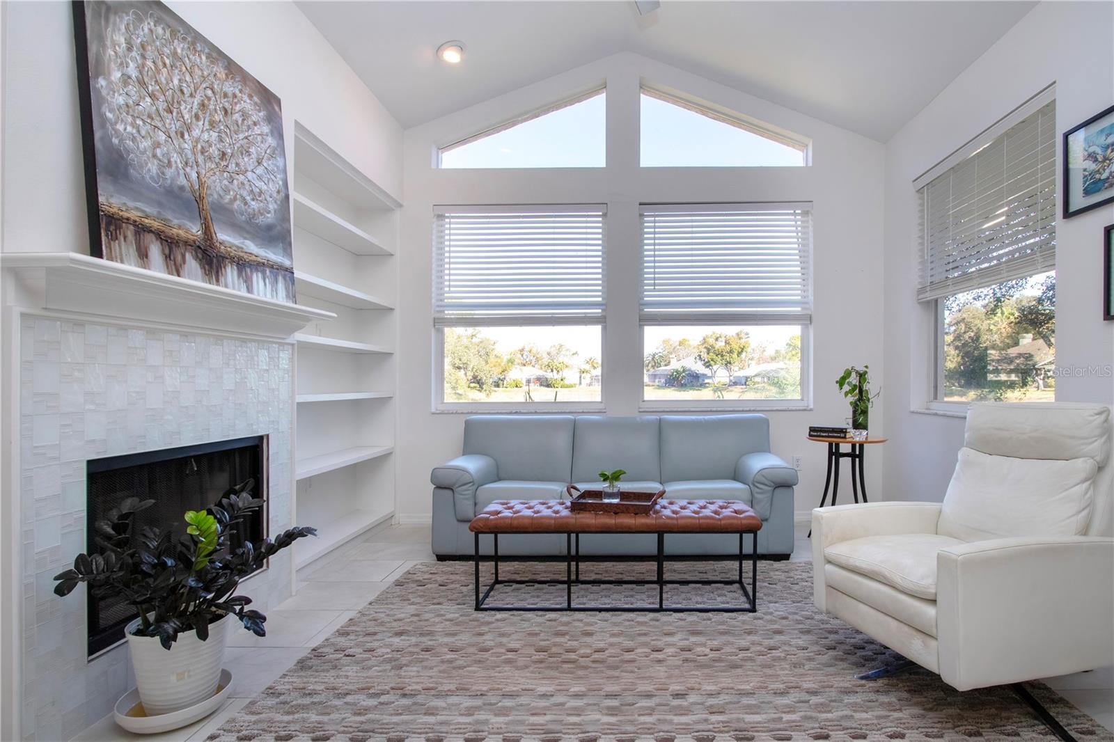 Image 21 of 76 For 8267 Shadow Pine Way