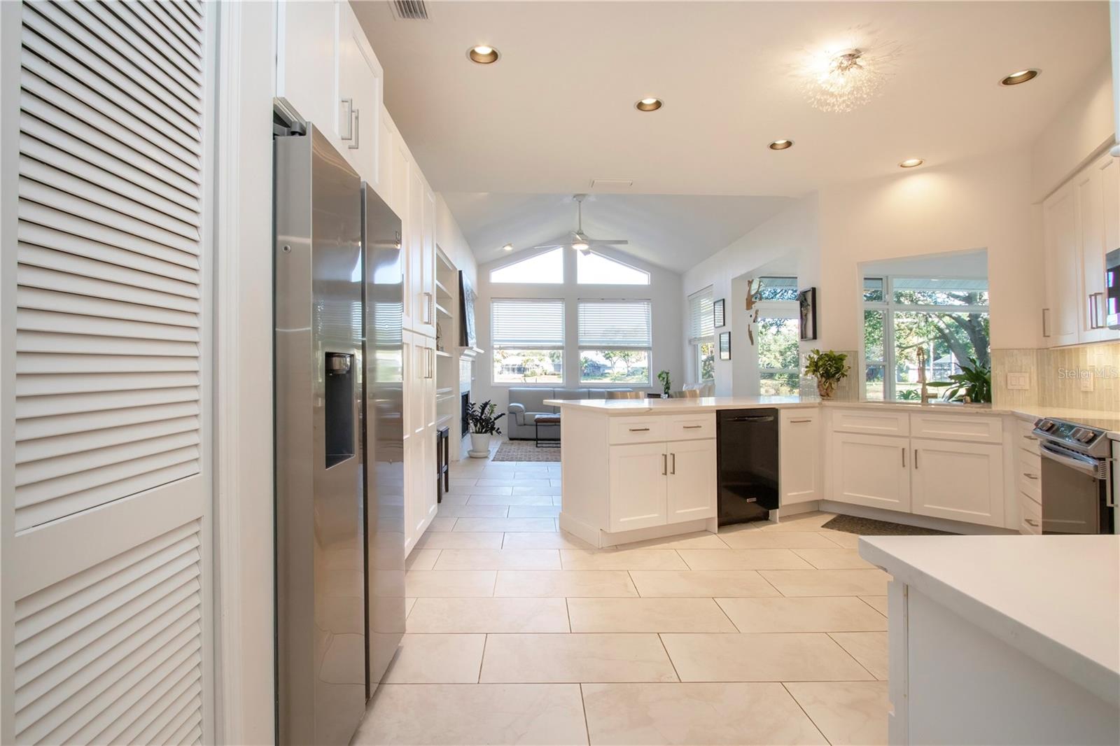 Image 24 of 76 For 8267 Shadow Pine Way