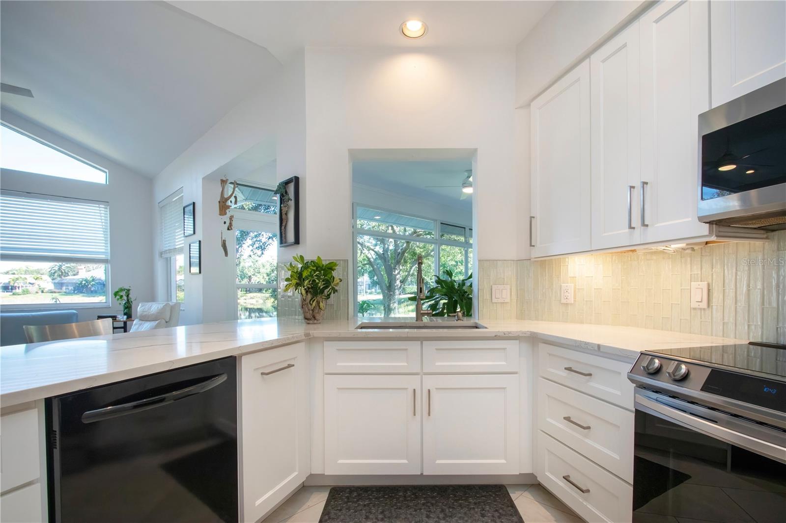 Image 27 of 76 For 8267 Shadow Pine Way