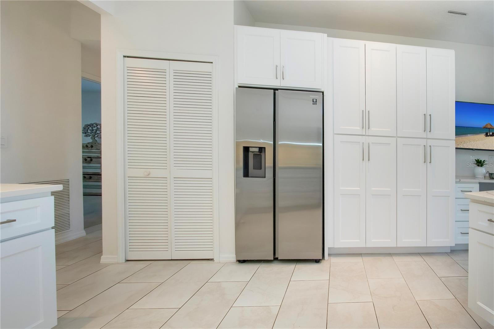 Image 29 of 76 For 8267 Shadow Pine Way