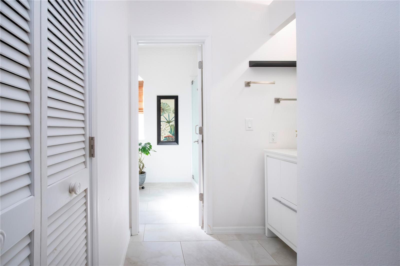 Image 38 of 76 For 8267 Shadow Pine Way