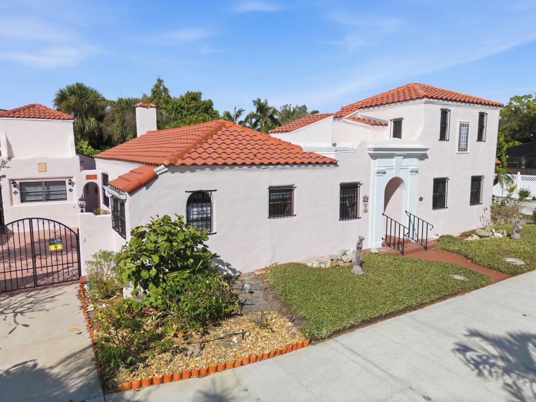 Image 2 of 49 For 328 Sorrento Street