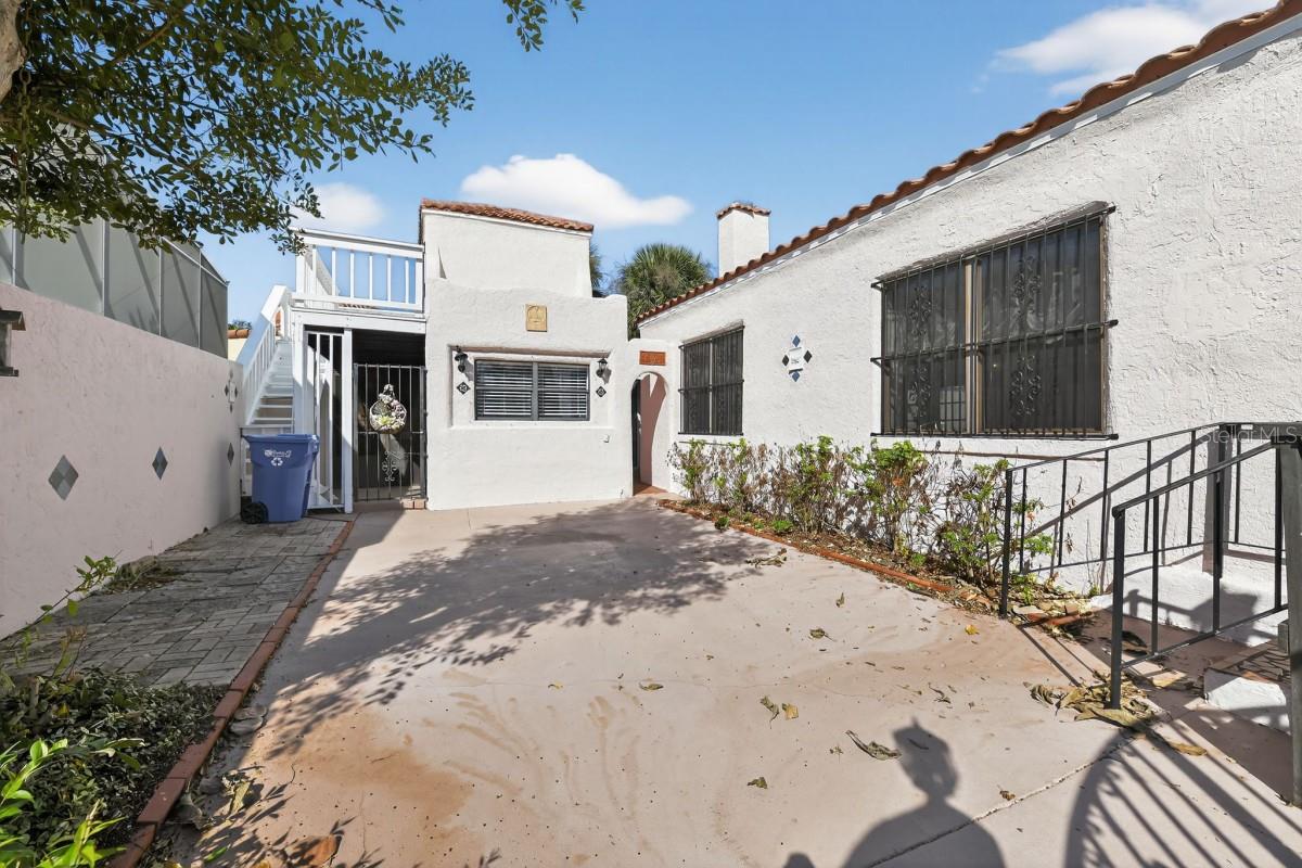 Image 37 of 49 For 328 Sorrento Street