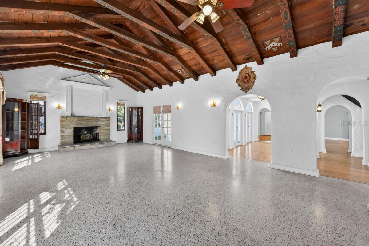 Image 8 of 49 For 328 Sorrento Street