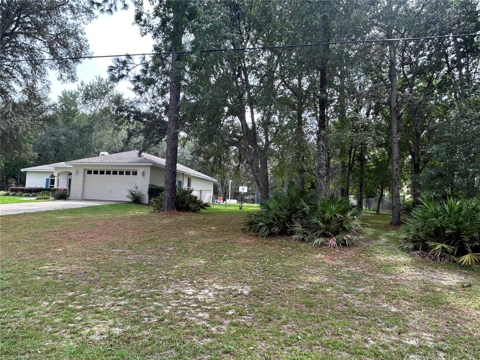 Listing photo id 2 for 5774 Lamp Post Drive