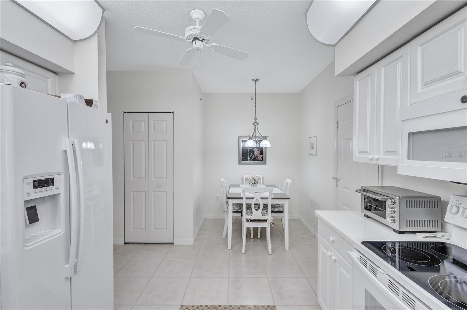 Image 18 of 42 For 5416 Stoneybrook Lane 5416