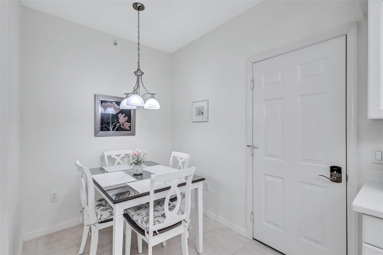 Image 20 of 42 For 5416 Stoneybrook Lane 5416