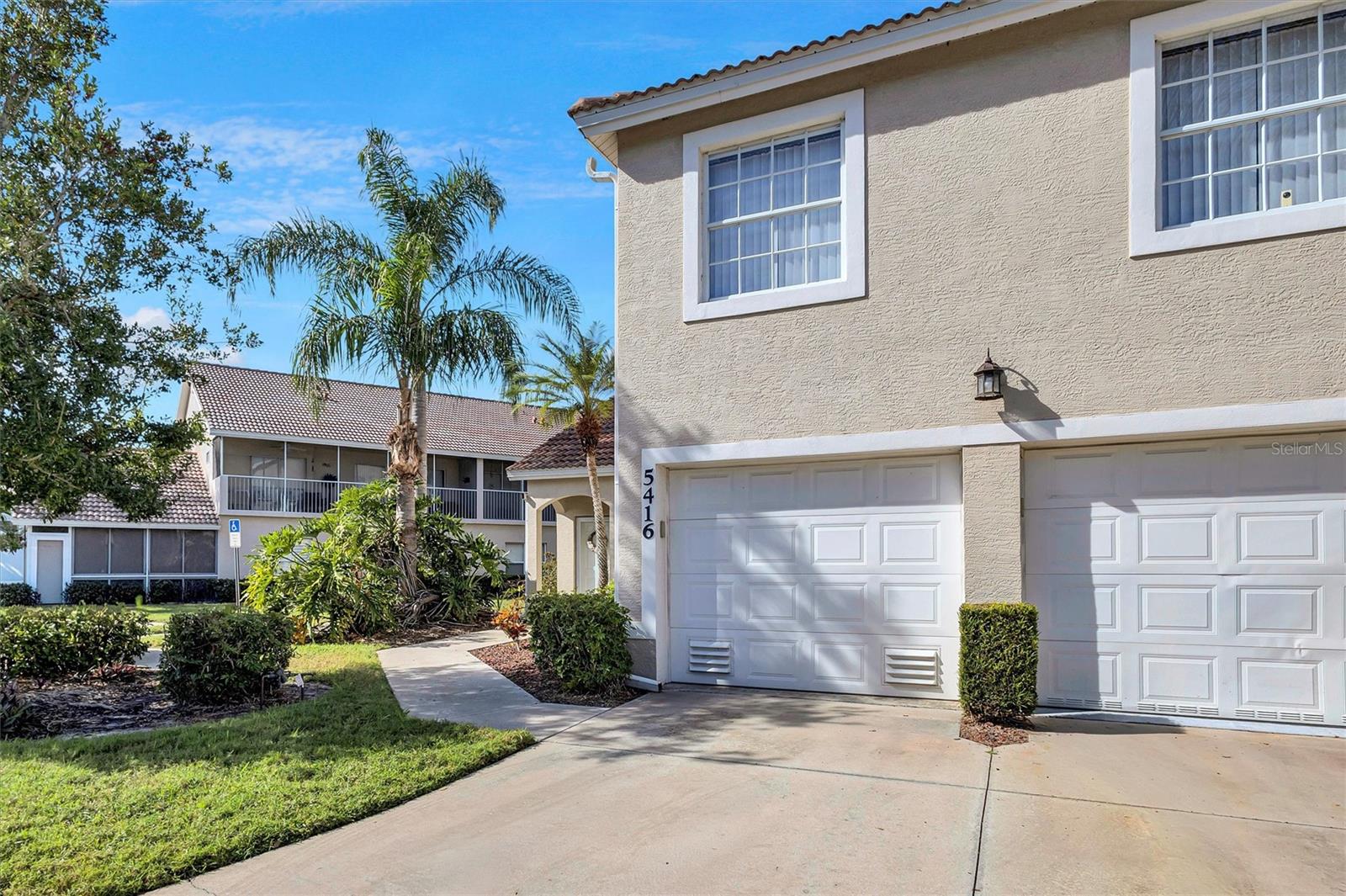 Image 5 of 42 For 5416 Stoneybrook Lane 5416