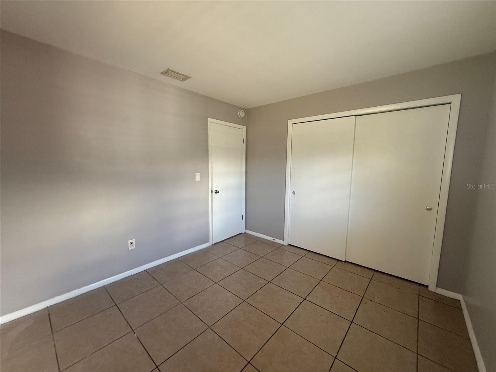 Image 11 of 15 For 474 Briarwood Road