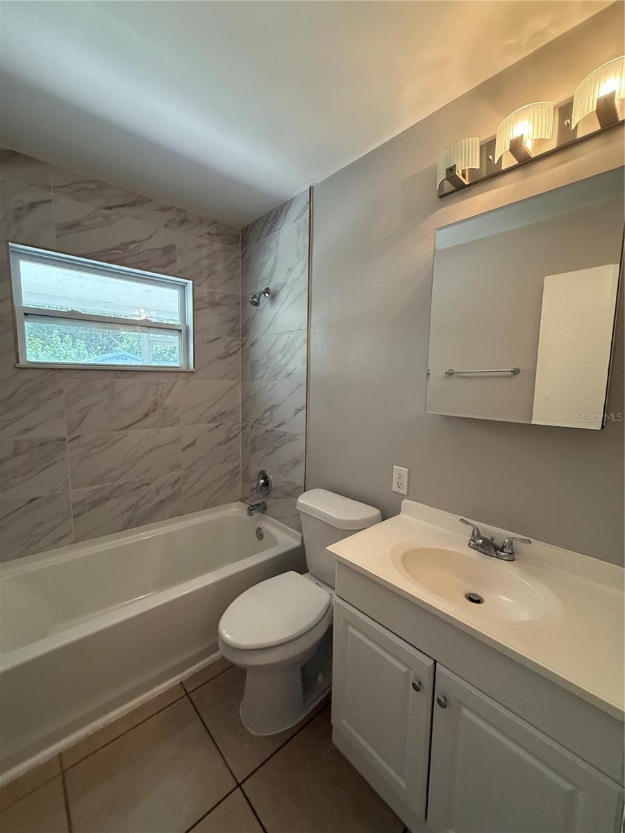 Image 9 of 15 For 474 Briarwood Road