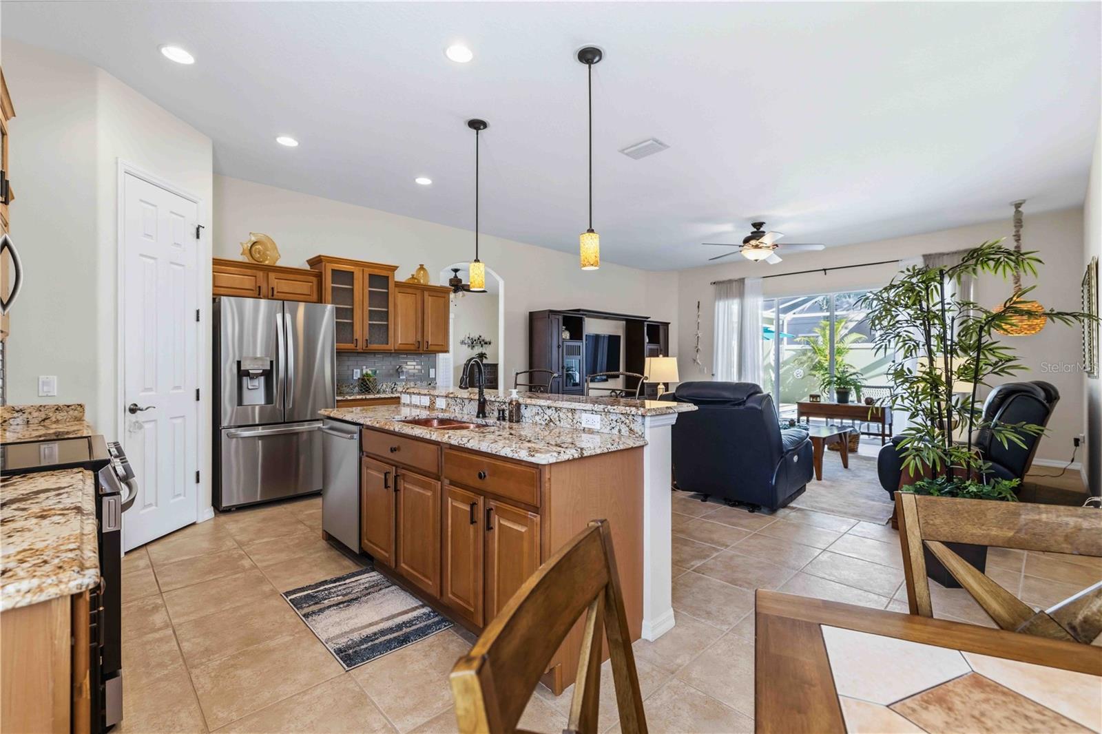 Image 29 of 53 For 7915 Edmonston Circle