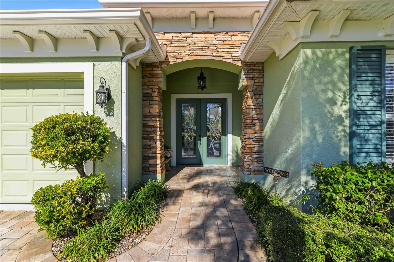 Image 3 of 53 For 7915 Edmonston Circle