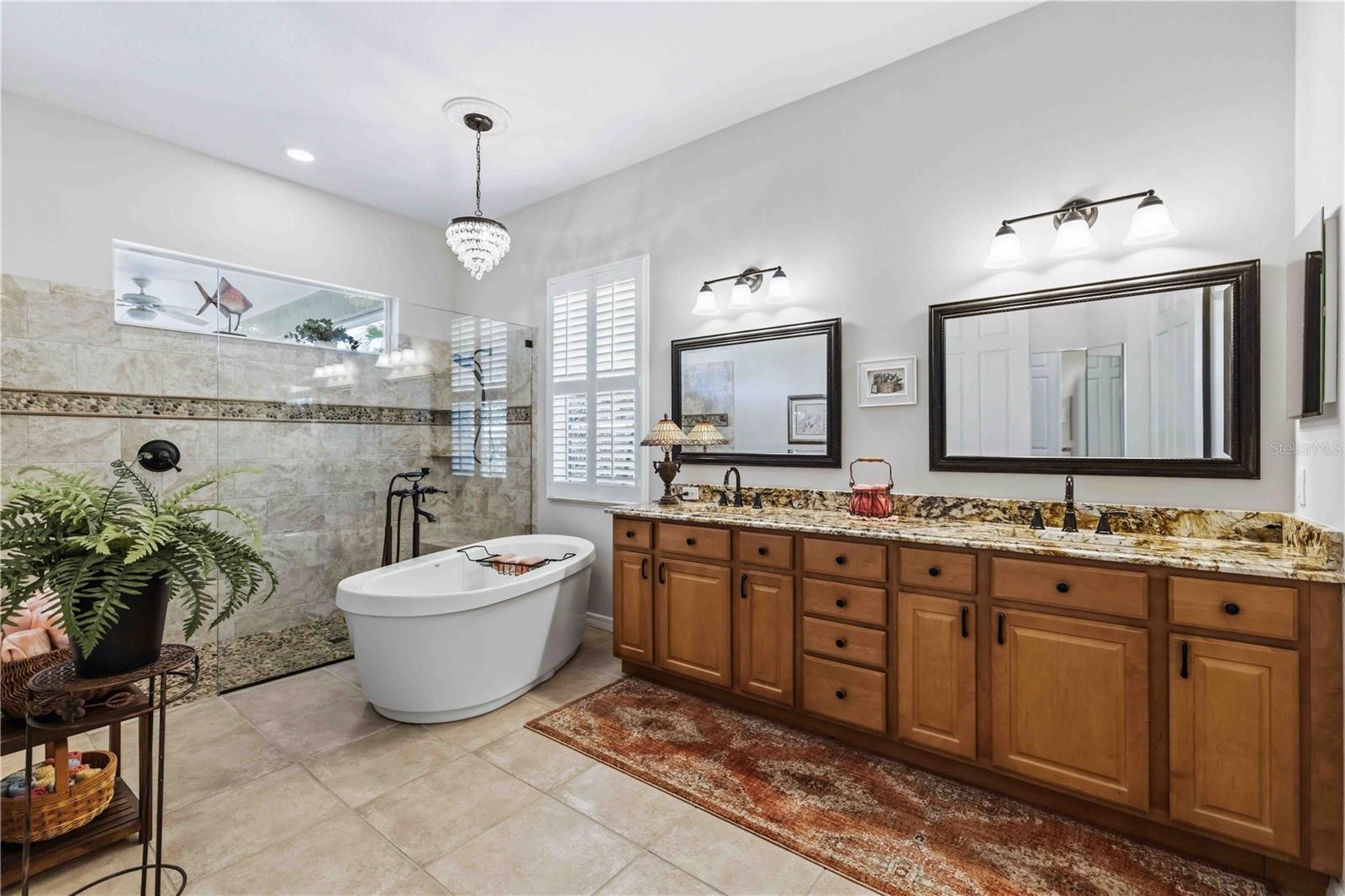 Image 47 of 53 For 7915 Edmonston Circle