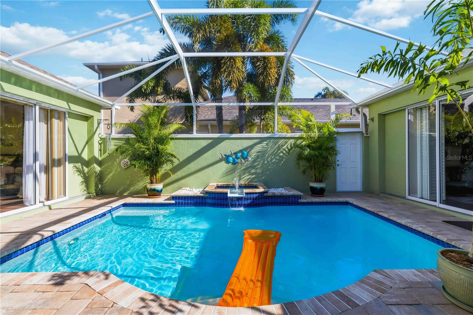 Image 8 of 53 For 7915 Edmonston Circle