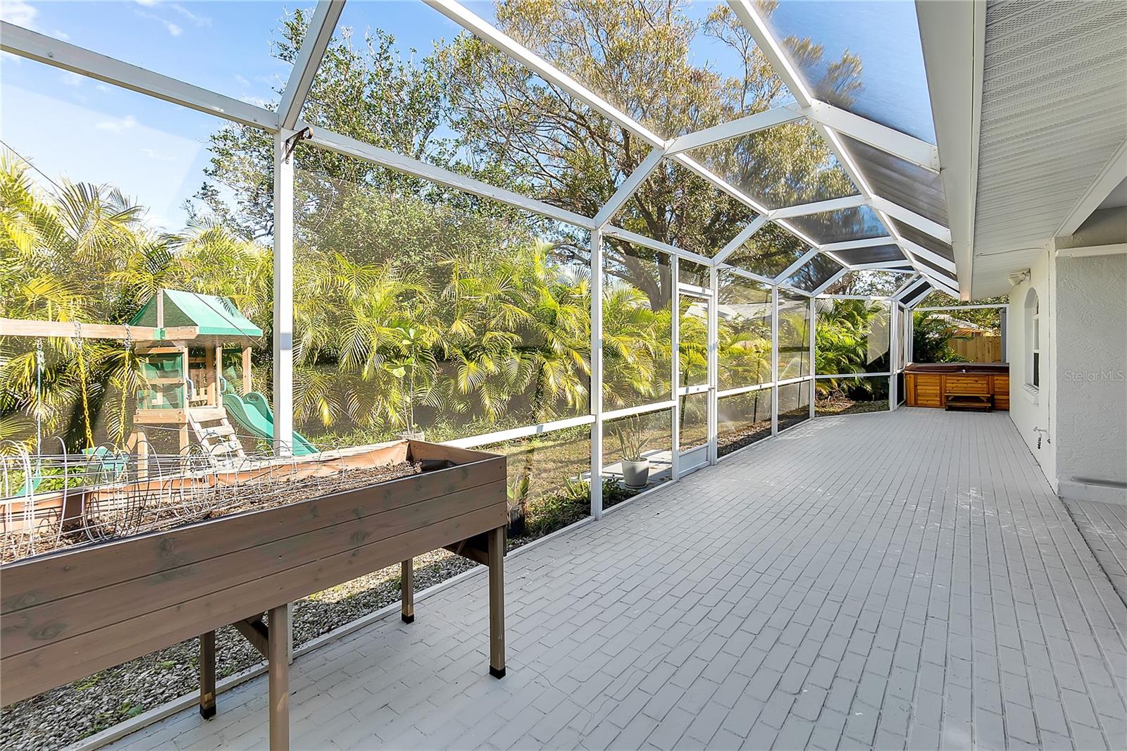 Image 32 of 33 For 911 Wee Burn Place