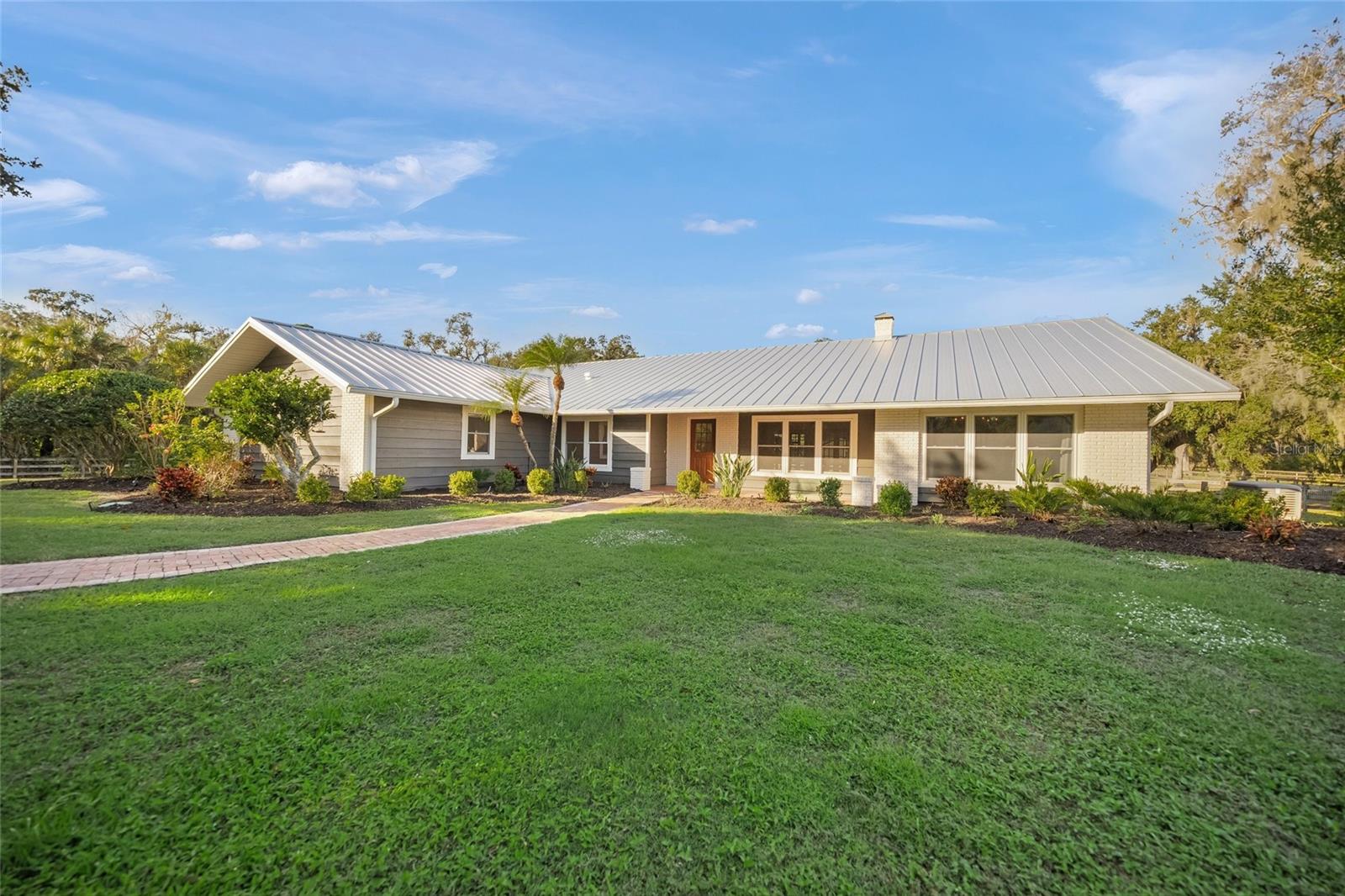 Details for 7042 Saddle Creek Circle, SARASOTA, FL 34241