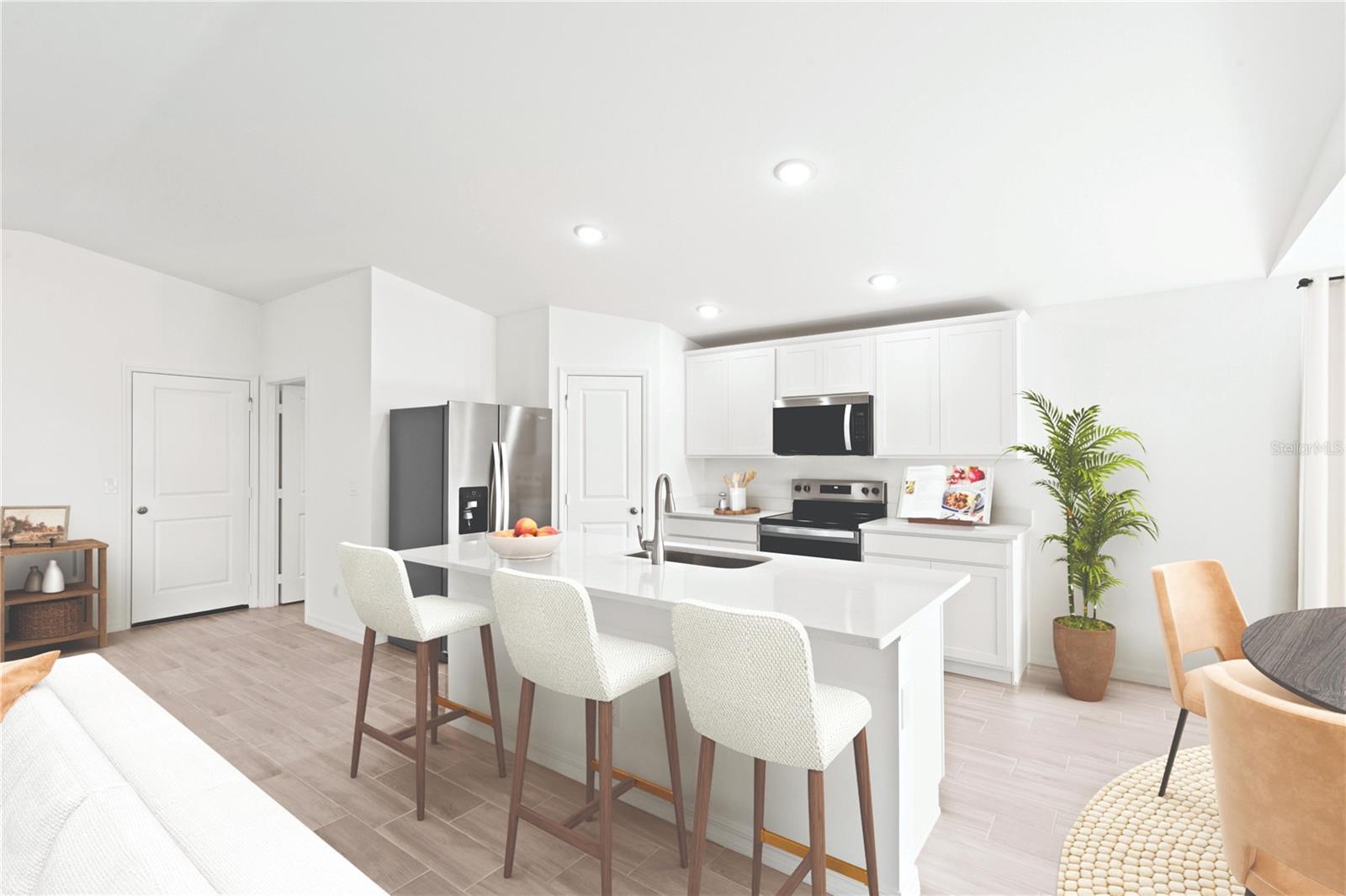 Image 3 of 9 For 11100 Vanessa Avenue