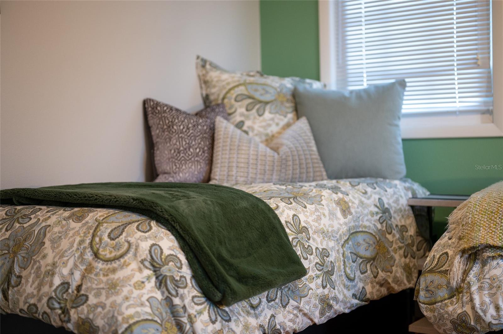 Image 45 of 71 For 5005 Canterbury Drive