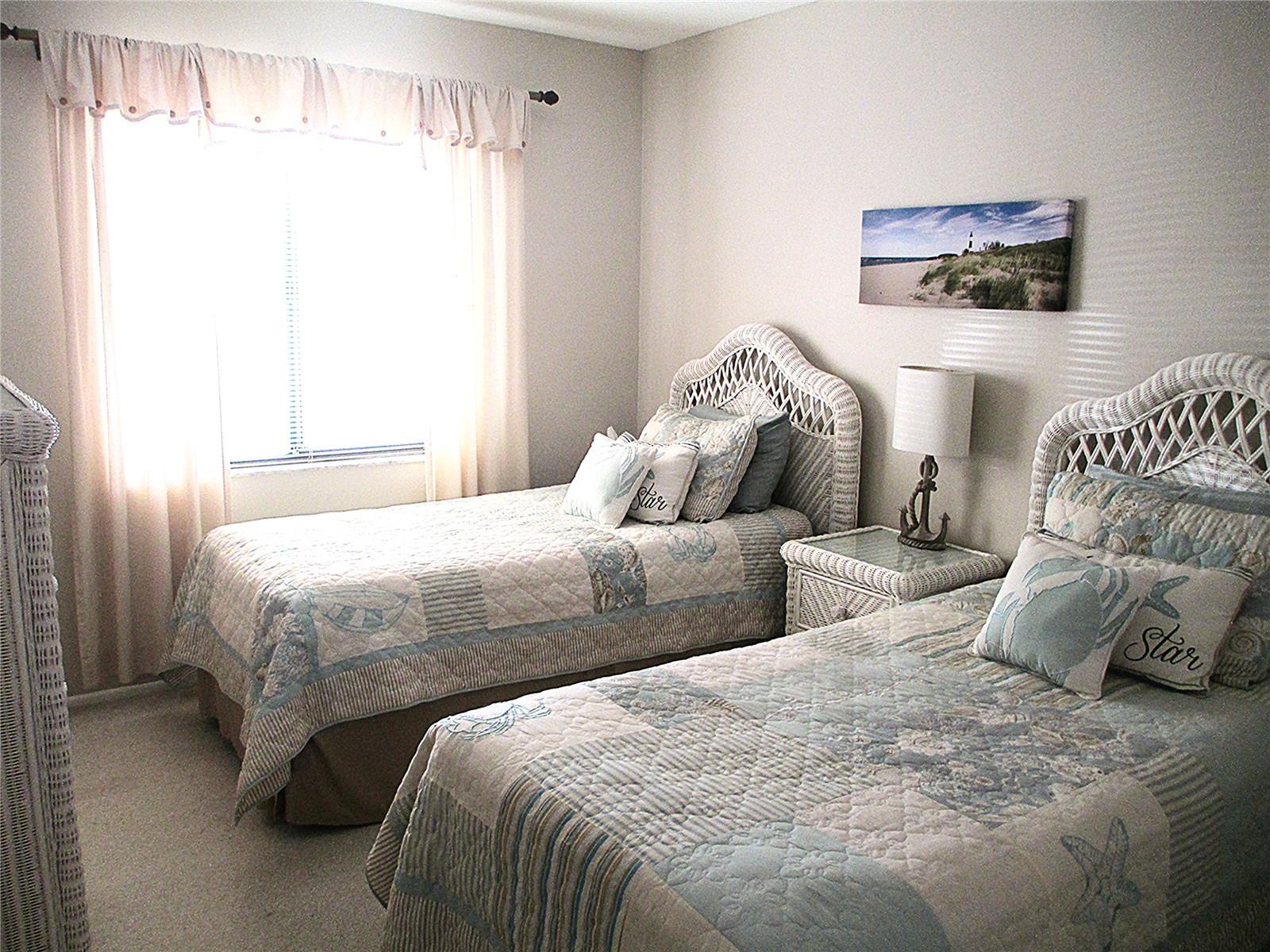 Image 12 of 19 For 5040 Live Oak Circle 93