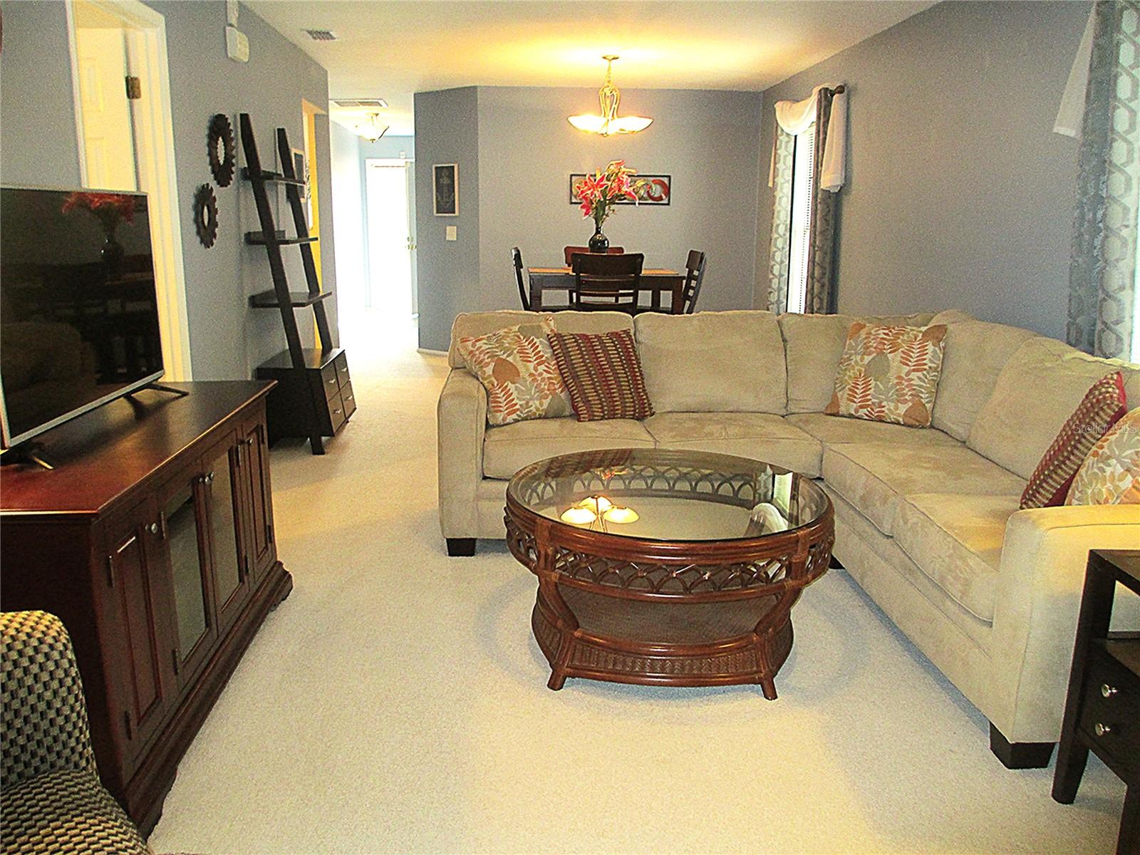 Image 2 of 19 For 5040 Live Oak Circle 93