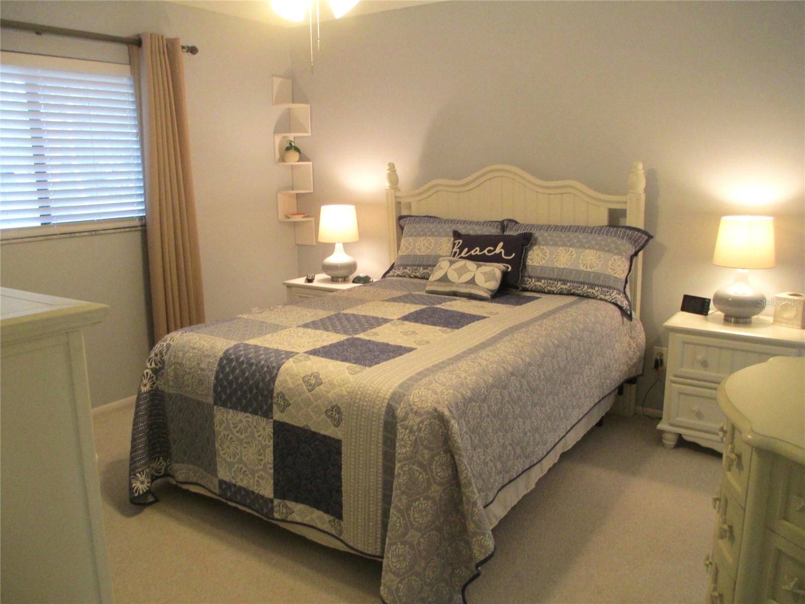 Image 6 of 19 For 5040 Live Oak Circle 93