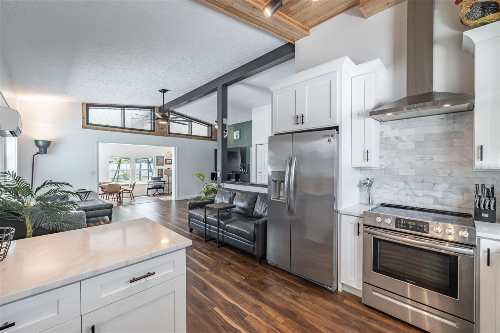 Image 16 of 43 For 3407 29th Street W