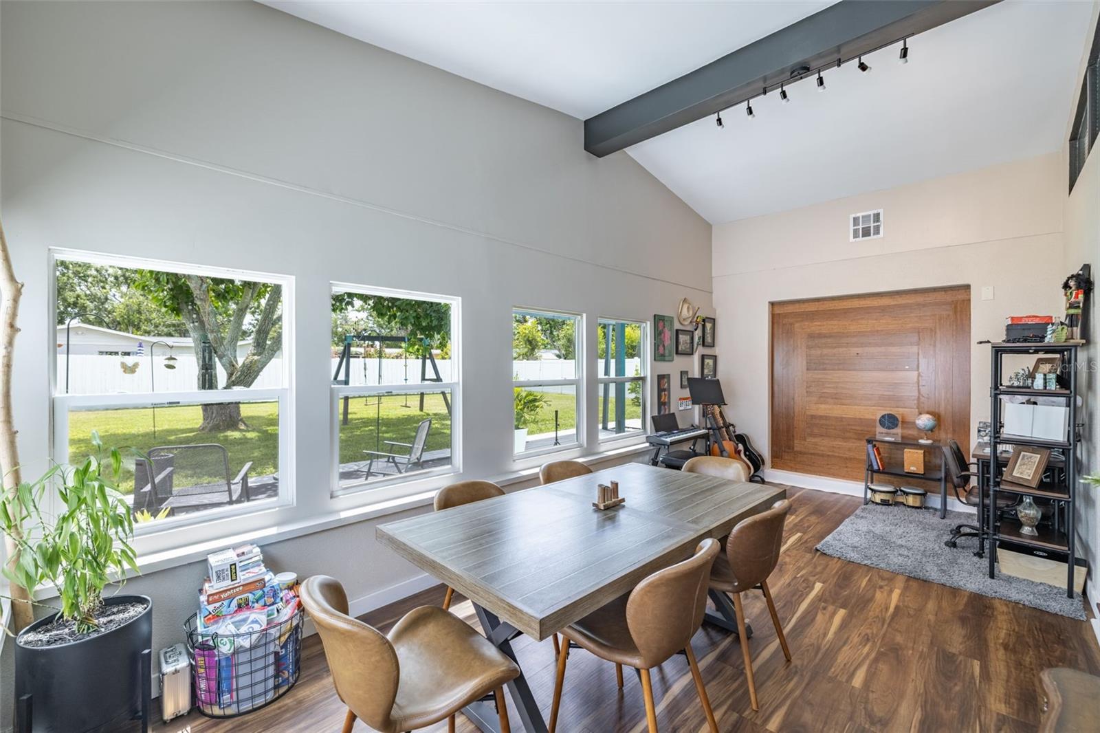 Image 18 of 43 For 3407 29th Street W