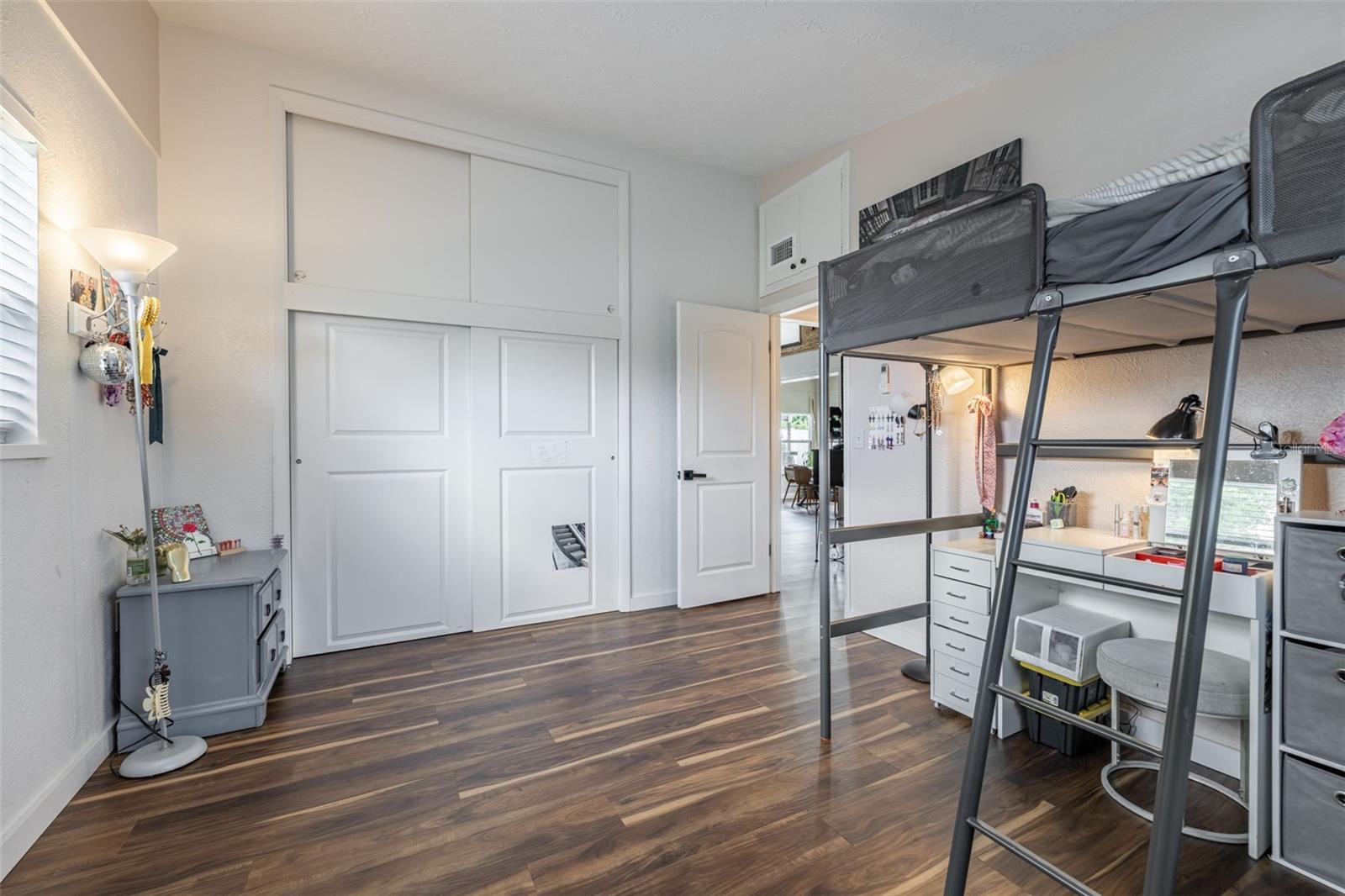 Image 24 of 43 For 3407 29th Street W