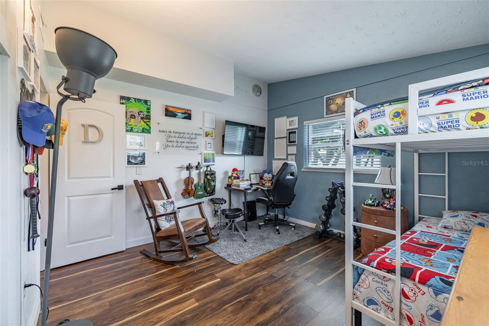 Image 27 of 43 For 3407 29th Street W