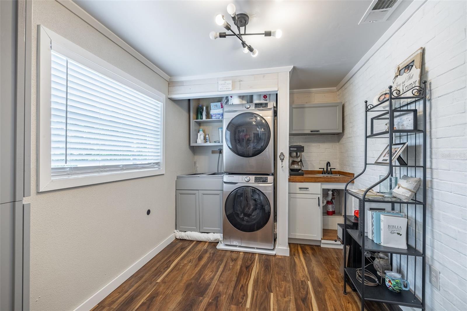 Image 28 of 43 For 3407 29th Street W