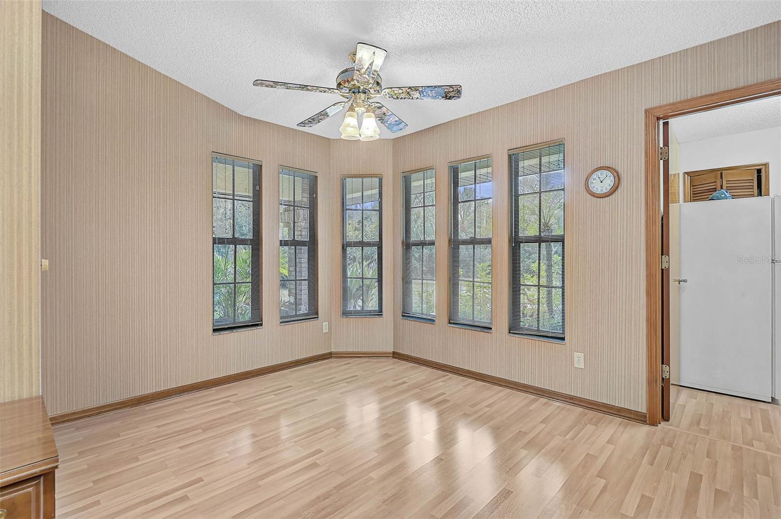 Image 10 of 42 For 13619 2nd Avenue E