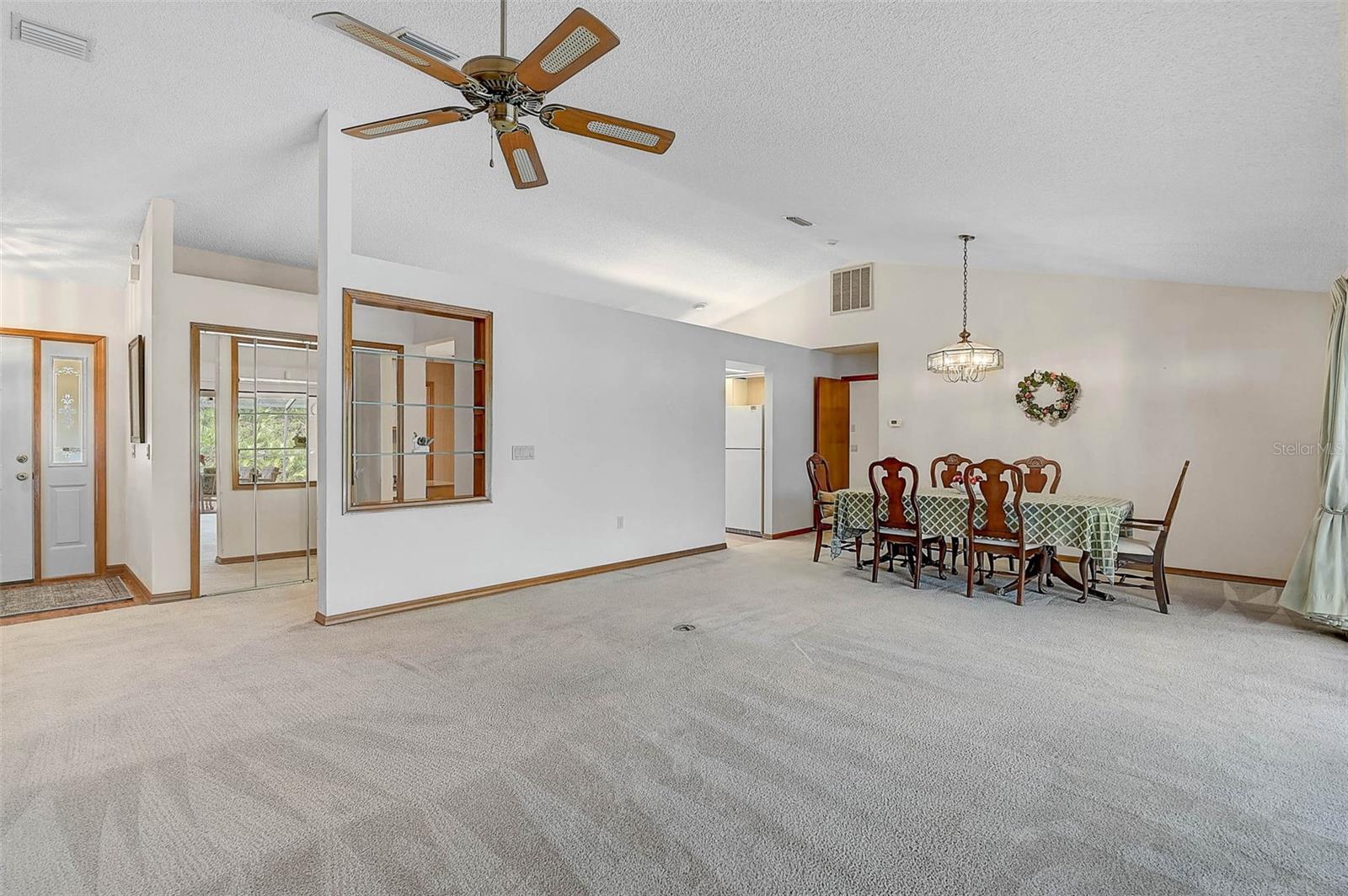 Image 13 of 42 For 13619 2nd Avenue E