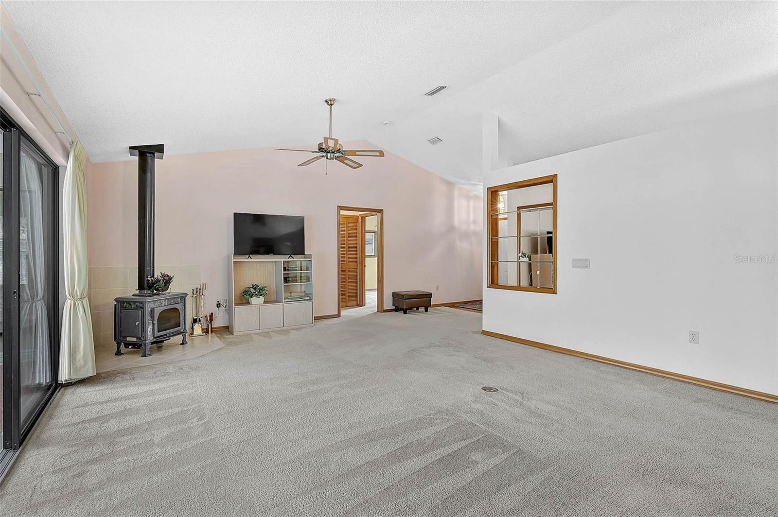 Image 14 of 42 For 13619 2nd Avenue E